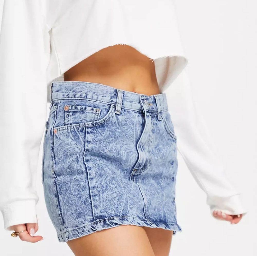 MNG Mango Denim Paisley Design Mini Skirt Light Wash Sz Med